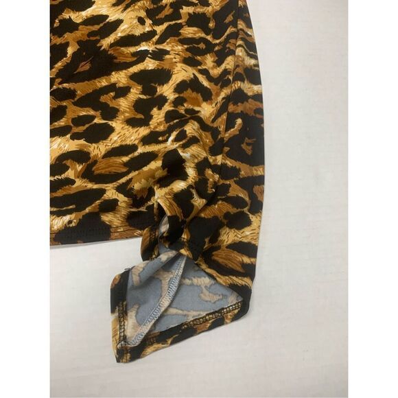Cheetah Patterned Asymmetrical Hem Tank - Picture 4 of 8
